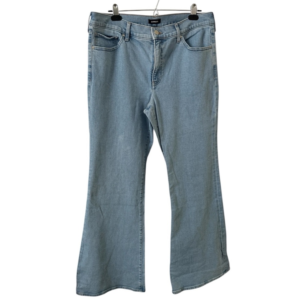 Express Mid Rise 70s Flare Jeans ✨